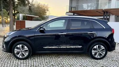 Sell Kia e-Niro 2021 - 20900 EUR, 75925 km - AUTO.MOTO.pt