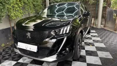 Vendo Peugeot e-2008 2022 - 21900 EUR, 67769 km - AUTO.MOTO.pt