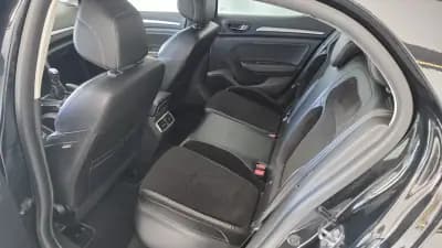 Sell Renault Mégane 2017 - 13900 EUR, 106866 km - AUTO.MOTO.pt