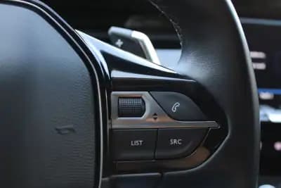 Vendo Peugeot 508 2021 - 22900 EUR, 49258 km - AUTO.MOTO.pt