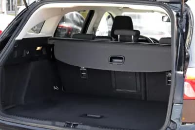 Sell Ford Focus SW 2018 - 15900 EUR, 83000 km - AUTO.MOTO.pt