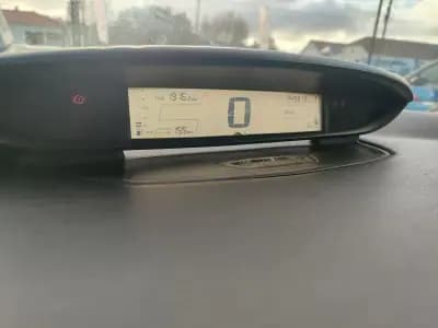 Vendo Citroën C4 2005 - 3290 EUR, 249000 km - AUTO.MOTO.pt