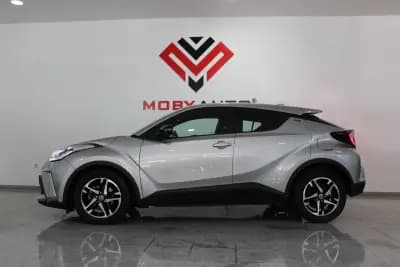 Vendo Toyota C-HR 2023 - 26900 EUR, 50000 km - AUTO.MOTO.pt