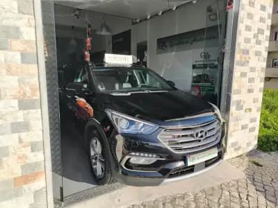 Vendo Hyundai Santa Fe 2016 - 21950 EUR, 149998 km - AUTO.MOTO.pt