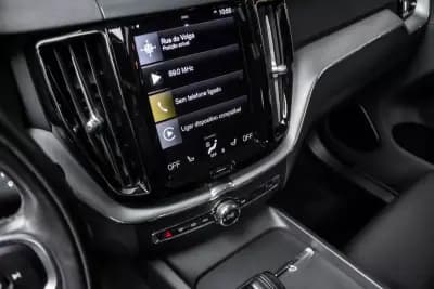 Sell Volvo XC 60 2020 - 36990 EUR, 82194 km - AUTO.MOTO.pt