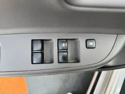 Sell Mitsubishi L200 2019 - 27900 EUR, 174579 km - AUTO.MOTO.pt