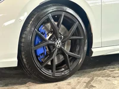 Vendo Volkswagen Golf 2023 - 45900 EUR, 53836 km - AUTO.MOTO.pt