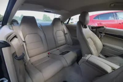 Sell Mercedes-Benz E 200 2011 - 15990 EUR, 139900 km - AUTO.MOTO.pt