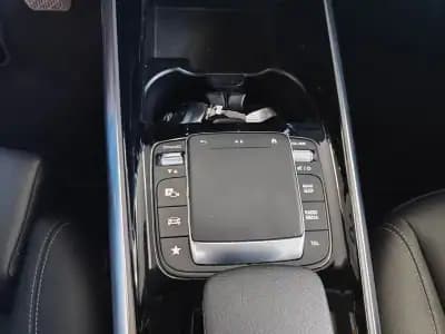 Sell Mercedes-Benz EQA 2022 - 35350 EUR, 31000 km - AUTO.MOTO.pt