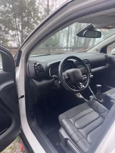 Sell Citroën C3 Aircross 2021 - 15250 EUR, 180999 km - AUTO.MOTO.pt