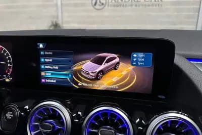 Vendo Mercedes-Benz GLA 250 2024 - 40950 EUR, 31091 km - AUTO.MOTO.pt