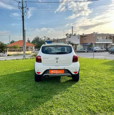 Sell Dacia Sandero 2020 - 13400 EUR, 21890 km - AUTO.MOTO.pt