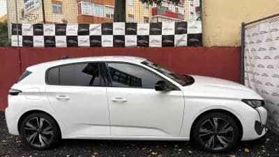 Vendo Peugeot 308 2022 - 17900 EUR, 98500 km - AUTO.MOTO.pt