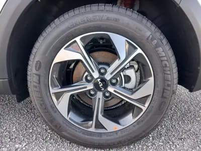 Sell Kia XCeed 2025 - 22950 EUR, 9 km - AUTO.MOTO.pt