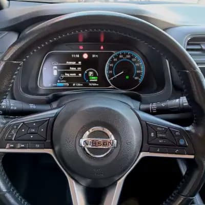 Vendo Nissan Leaf 2019 - 13990 EUR, 76769 km - AUTO.MOTO.pt