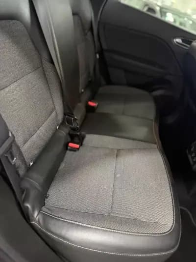 Vendo Renault Captur 2021 - 20000 EUR, 80000 km - AUTO.MOTO.pt