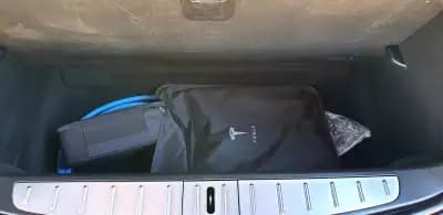 Vendo Tesla Model X 2019 - 59990 EUR, 179000 km - AUTO.MOTO.pt