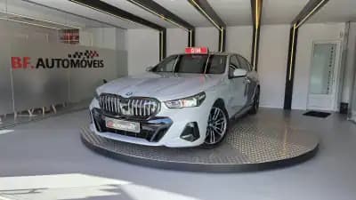 Vendo BMW 530e 2024 - 59900 EUR, 38890 km - AUTO.MOTO.pt