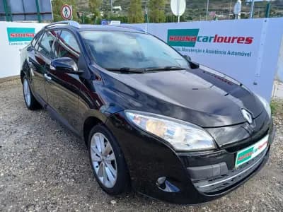 Sell Renault Mégane Sport Tourer 2017 - 7750 EUR, 141758 km - AUTO.MOTO.pt