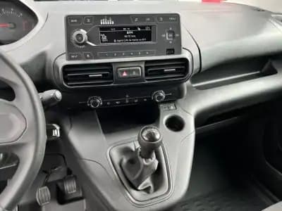 Vendo Peugeot Partner 1.5 BlueHDi Pro Standard 2021 - 14900 EUR, 62468 km - AUTO.MOTO.pt