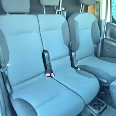 Vendo Peugeot PARTENER 2017 - 9750 EUR, 215000 km - AUTO.MOTO.pt