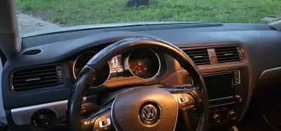 Vendo Volkswagen Jetta 2017 - 8990 EUR, 260000 km - AUTO.MOTO.pt