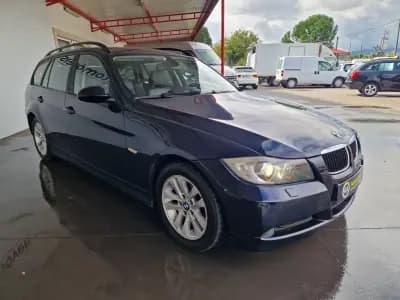 Vendo BMW 318 2008 - 7990 EUR, 215000 km - AUTO.MOTO.pt