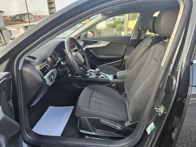Vendo Audi A4 Avant 2018 - 22800 EUR, 104924 km - AUTO.MOTO.pt