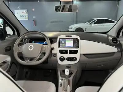 Vendo Renault Zoe 2019 - 9990 EUR, 150000 km - AUTO.MOTO.pt