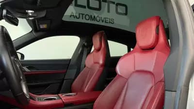 Vendo Porsche Taycan 2020 - 72000 EUR, 96306 km - AUTO.MOTO.pt