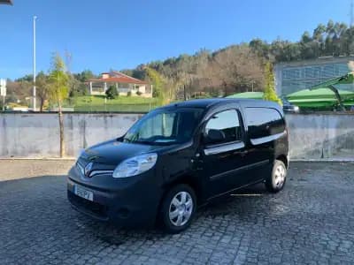 Vendo Renault Kangoo dCi 2017 - 12450 EUR, 139331 km - AUTO.MOTO.pt