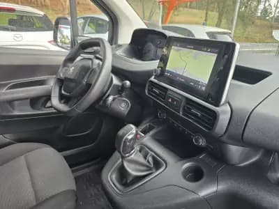 Vendo Peugeot Partner 2020 - 13900 EUR, 99000 km - AUTO.MOTO.pt