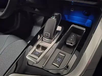 Sell Peugeot 5008 2021 - 22450 EUR, 42414 km - AUTO.MOTO.pt