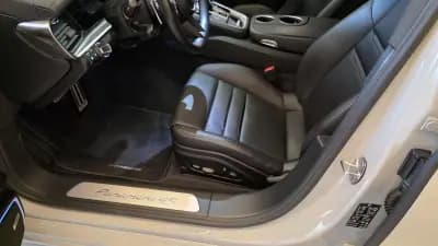 Sell Porsche Panamera Sport Turismo 2024 - 119900 EUR, 45564 km - AUTO.MOTO.pt