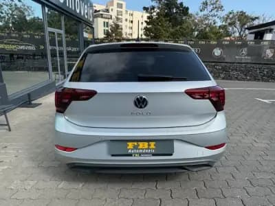 Vendo Volkswagen Polo 2023 - 21900 EUR, 67501 km - AUTO.MOTO.pt