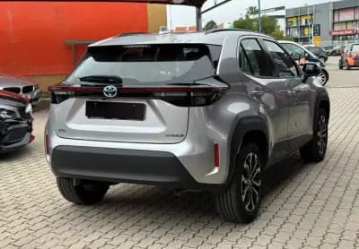 Sell Toyota Yaris Cross 2023 - 26750 EUR, 18000 km - AUTO.MOTO.pt