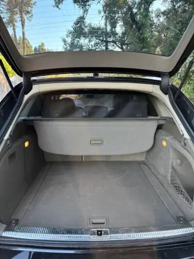 Vendo Audi A4 Avant 2009 - 9965 EUR, 230000 km - AUTO.MOTO.pt