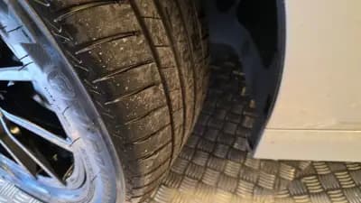 Vendo BMW 330 2021 - 22500 EUR, 213862 km - AUTO.MOTO.pt