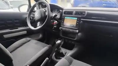 Sell Citroën C3 2018 - 9400 EUR, 102000 km - AUTO.MOTO.pt