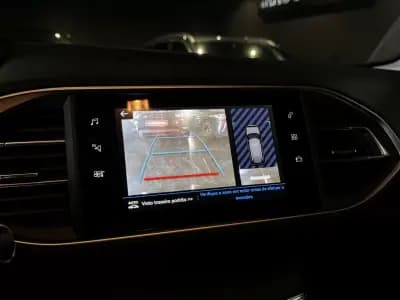 Vendo Peugeot 308 SW 2021 - 13990 EUR, 123500 km - AUTO.MOTO.pt