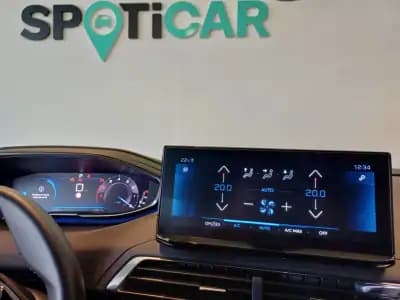 Sell Peugeot 5008 2024 - 31500 EUR, 12350 km - AUTO.MOTO.pt