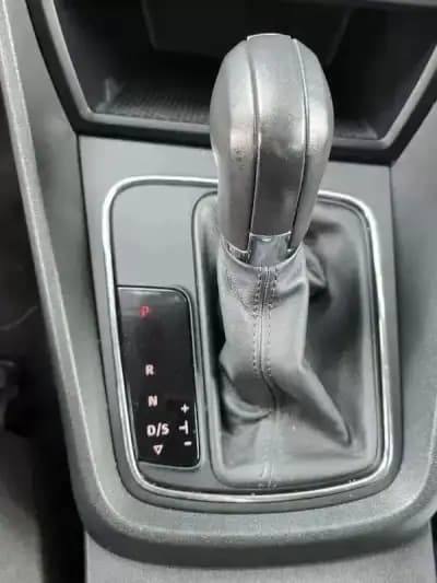 Sell SEAT Leon 2014 - 10990 EUR, 179115 km - AUTO.MOTO.pt