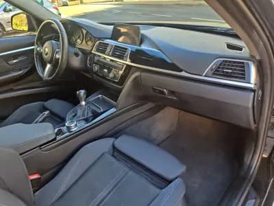 Vendo BMW 318 2018 - 19990 EUR, 125000 km - AUTO.MOTO.pt
