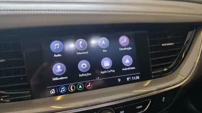 Sell Opel Insignia Grand Sport 2018 - 12900 EUR, 149839 km - AUTO.MOTO.pt