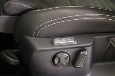 Vendo Volkswagen Passat Variant 2021 - 25990 EUR, 70682 km - AUTO.MOTO.pt