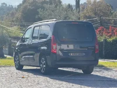 Sell Citroën Berlingo 2021 - 18500 EUR, 211000 km - AUTO.MOTO.pt