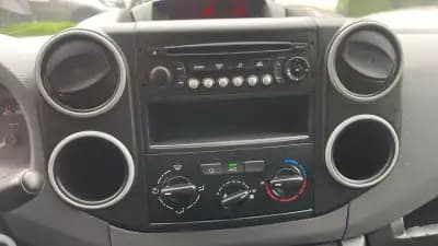 Sell Citroën Berlingo 1.6 HDI Attraction 2018 - 9990 EUR, 159980 km - AUTO.MOTO.pt