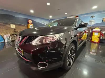 Vendo Nissan Qashqai 2016 - 15750 EUR, 179000 km - AUTO.MOTO.pt