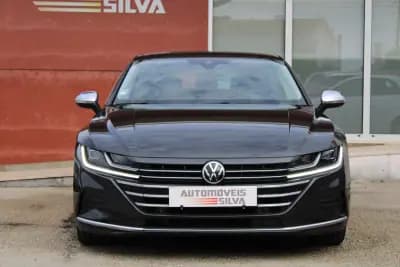 Vendo Volkswagen Arteon 2021 - 25990 EUR, 155000 km - AUTO.MOTO.pt