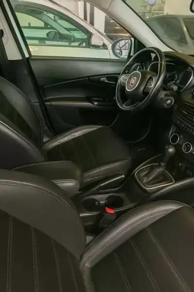 Vendo Fiat Tipo 2018 - 9900 EUR, 174146 km - AUTO.MOTO.pt